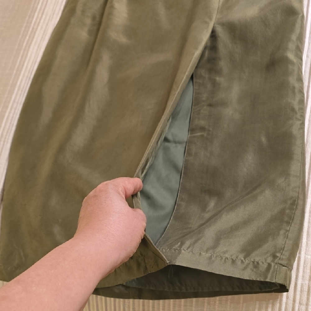 Pier 26 Silk Elegant Pencil Skirt in Olive Size M Washable - Picture 8 of 11